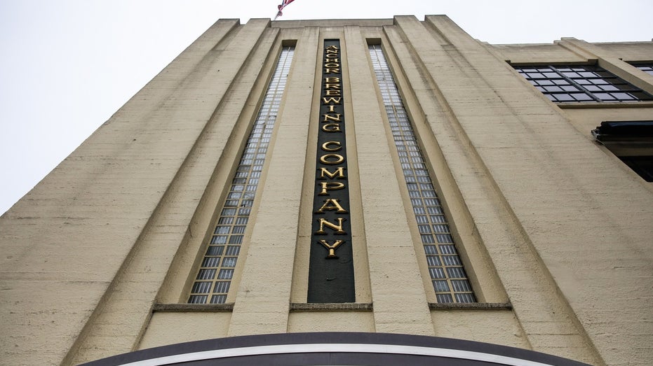 Anchor Brewing Company Closing After 127 Years: The End Of An Era Anchor Brewing Company Closing After 127 Years: The End Of An Era