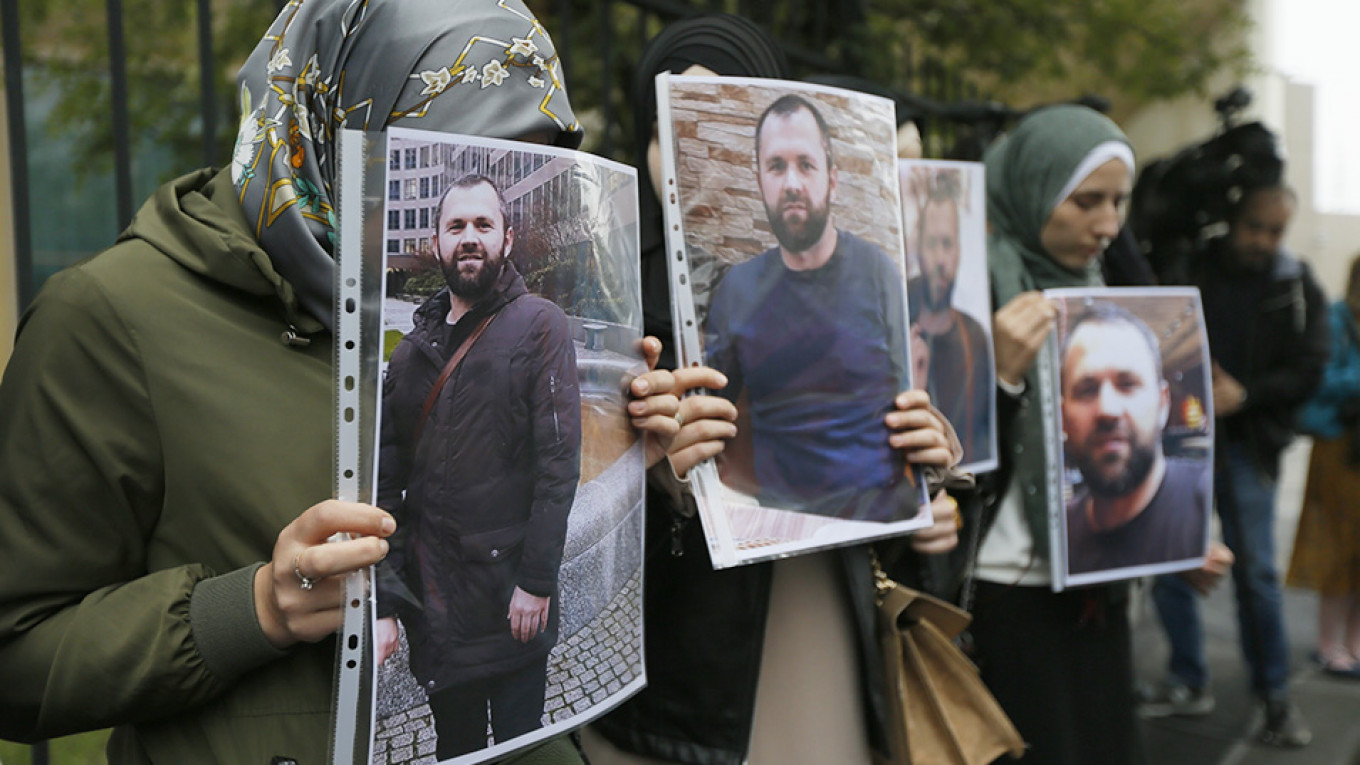 German Police Arrest Georgian Man For Attempted Murder After Wife Set Ablaze German Police Arrest Georgian Man For Attempted Murder After Wife Set Ablaze