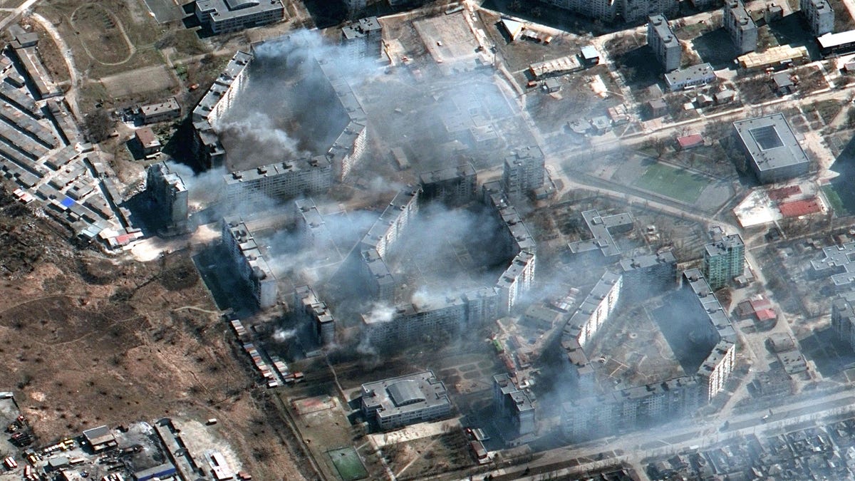 Ukraine Under Fire: Russia Launches Deadly Air Strikes As US Seeks Peace Ukraine Under Fire: Russia Launches Deadly Air Strikes As US Seeks Peace
